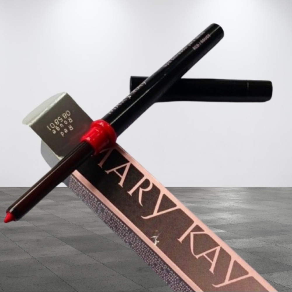 Mary Kay Twist Up Lip Liner Red Rouge Full Size 0.01 oz New In Box Discontinued